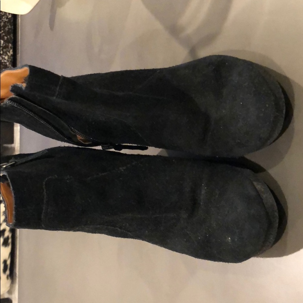 Black suede Nine West wedge booties